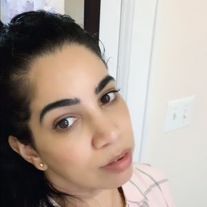 Meet your Posher, Fatima